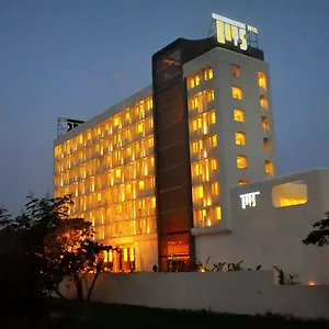 Keys Select By Lemon Tree Hotels, 4*, Kochi India
